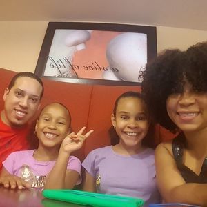 Meet your Posher, Luz marie