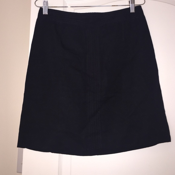 Tory Burch navy skirt Sz 8 - details hard to see!