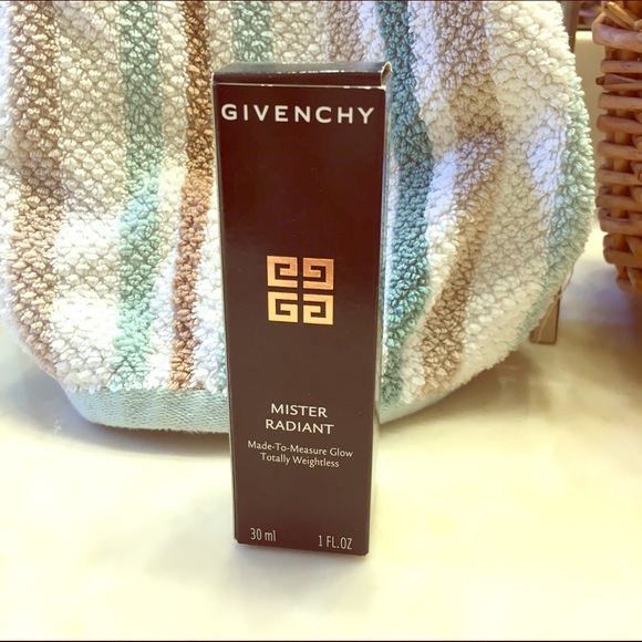 Givenchy Mister Radiant