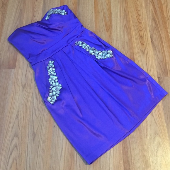 Gorgeous strapless cocktail dress