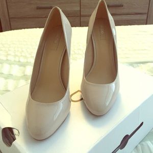 Brand new Aldo Palazza heels!