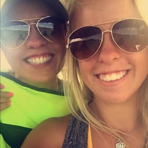 Meet your Posher, Kristen