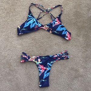 Navy floral bikini
