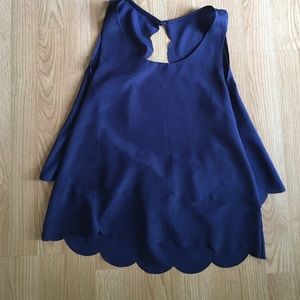 Boutique scalloped top with open back