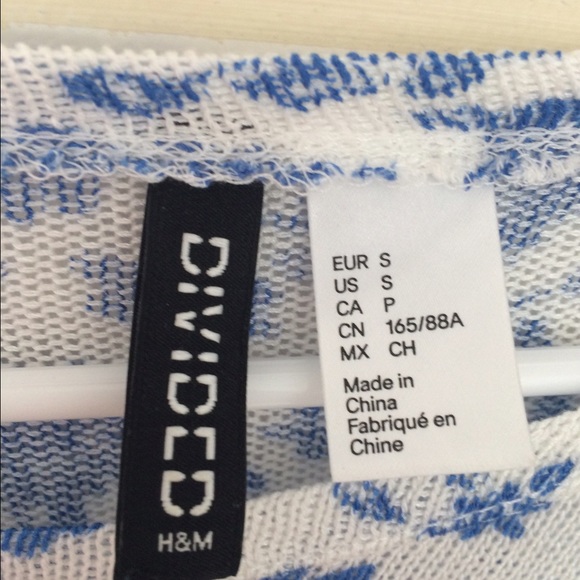 H&M patterned sweater - Picture 2 of 2