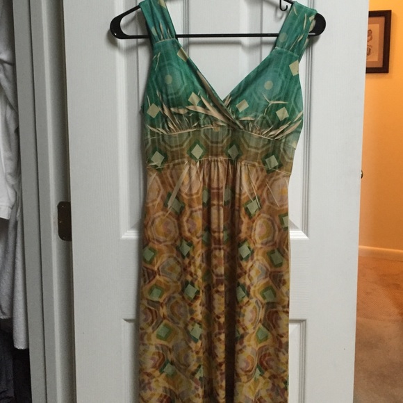 Beautiful Maxi dress size Small