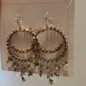 Stella & Dot hanging earrings