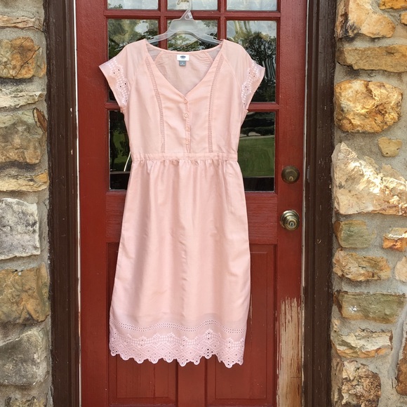 Old Navy Dress. Nude blush color. Beautiful!