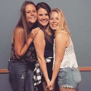 Meet your Posher, Suzanne