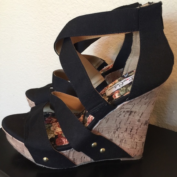 Cork Platform Wedges ☀️
