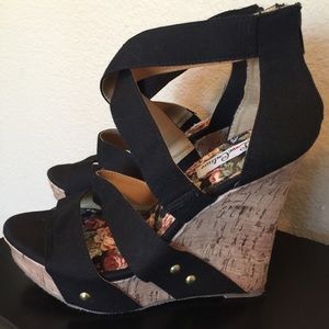 Cork Platform Wedges ☀️