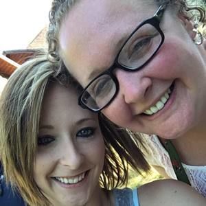 Meet your Posher, Casey