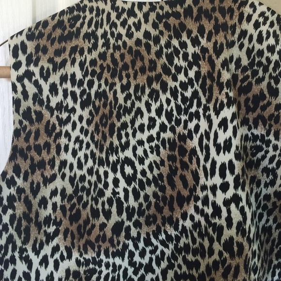 Vest - Picture 2 of 3