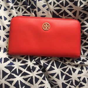 Tory burch Robinson wallet