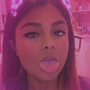 Meet your Posher, Beatrice