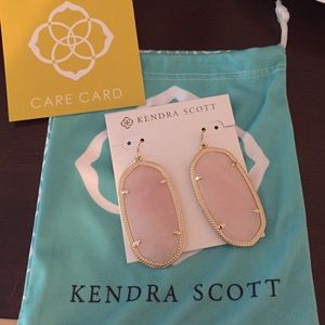 Barely worn Kendra Scott Rose Pink Earrings.