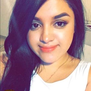 Meet your Posher, Karina