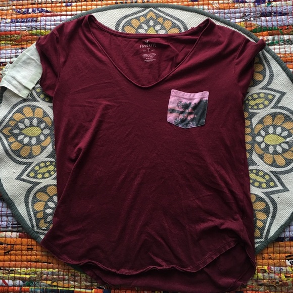 American Eagle comfy Tee