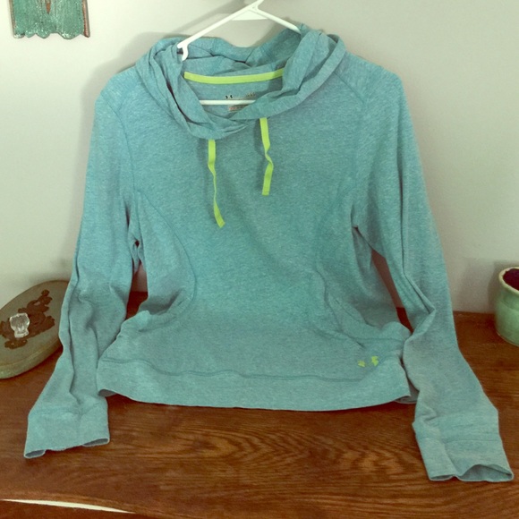 Under Armour light sweatshirt