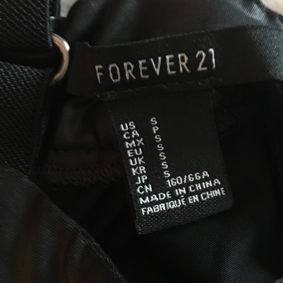 Skirt - Picture 2 of 3