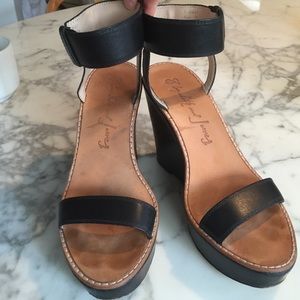 Elizabeth & James black leather wedges