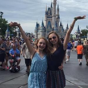 Meet your Posher, Becca