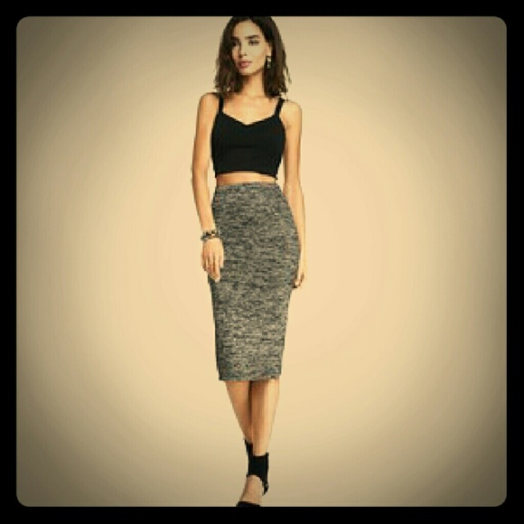 SALEEEEE never worn sexy zip up midi pencil skirt