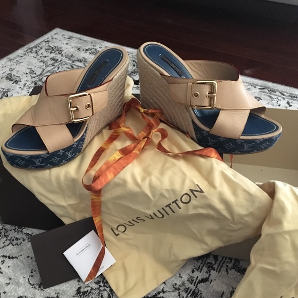 Louis Vuitton wedges