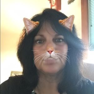 Meet your Posher, Pam