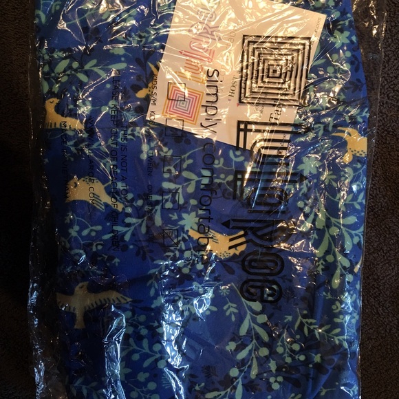 Lularoe leggings, new in package size TC