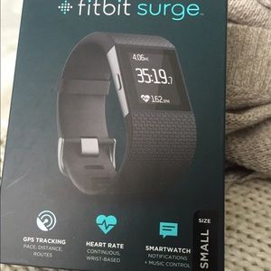 Fitbit surge (black, size small)