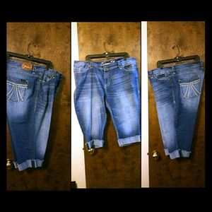 Seven7 Jeans Capris Plus Size 24
