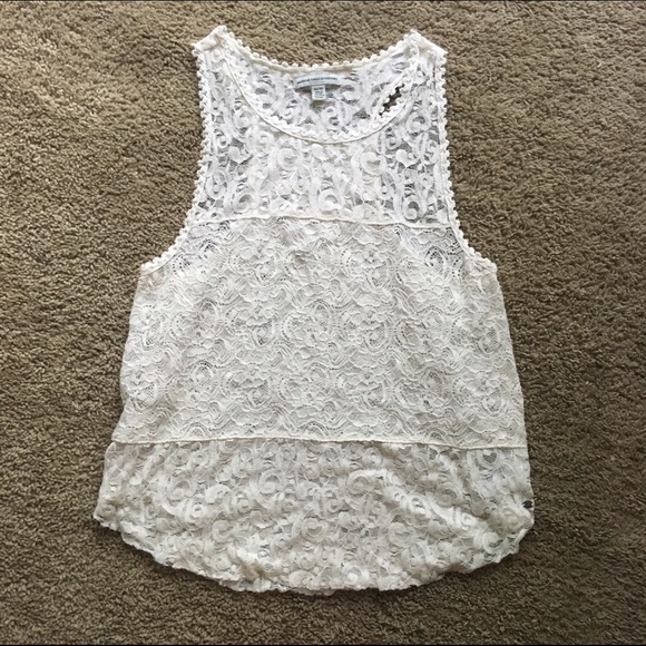 American Eagle White Lace Tank 💕☀️ - Picture 2 of 3