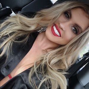 Meet your Posher, Jackie