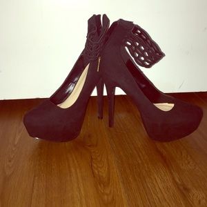High heels with design on ankle strap