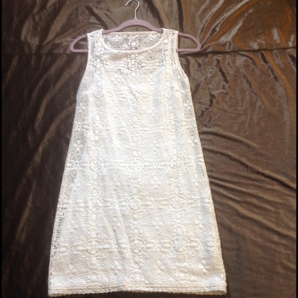 Laundry by design Sz4 white crochet lace dress