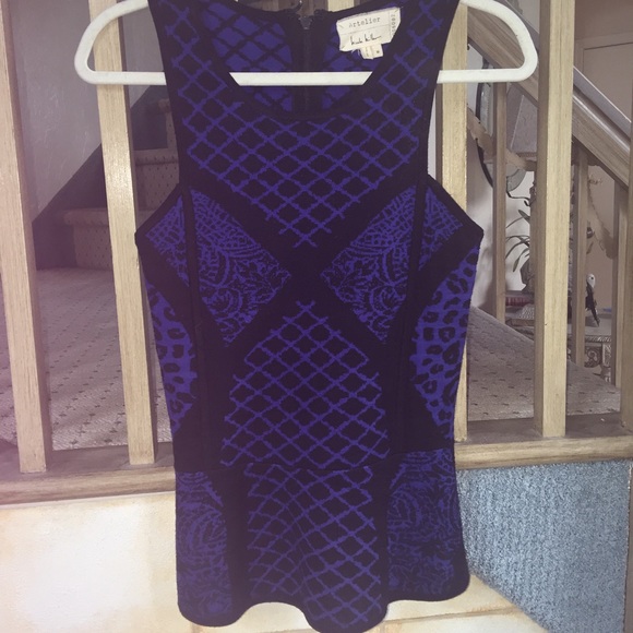 Nicole Miller Sweater Peplum top! Worn once size m