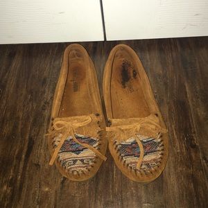 Minnetonka Driving Moccasins. Good condition!
