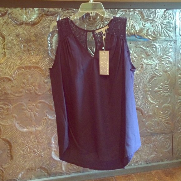 Sleeveless top