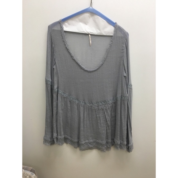 Beautiful Gray Knit Blouse