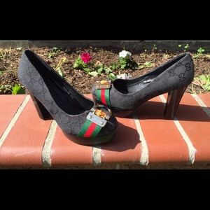 Women's Gucci Shoe's 9