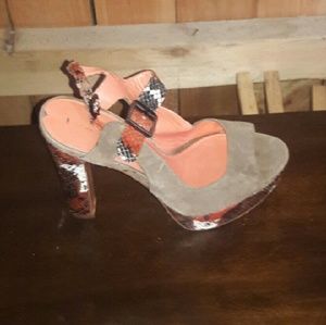 Snake skin/ tan suade open toe heals