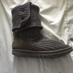 Grey knit UGG's
