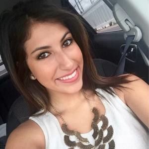 Meet your Posher, Alicea