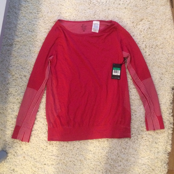 NWT Nike running shirt