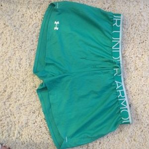 NWT UNDER ARMOUR SHORTS