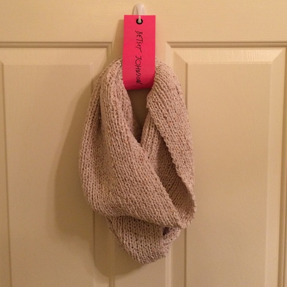 Brand New Betsey Johnson Infinity Scarf