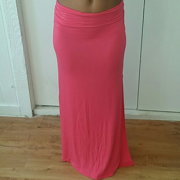 Charlotte Russe Dresses & Skirts - SEXY pink Charlotte Russe maxi skirt!