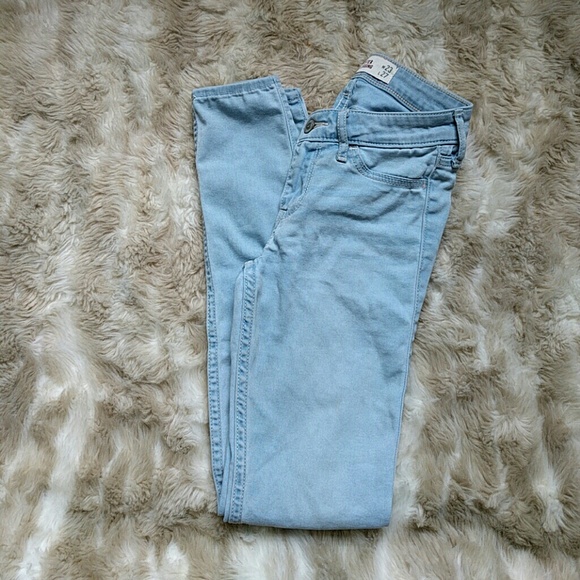 Light wah hollister skinny jeans