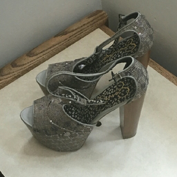 Jessica Simpson heals